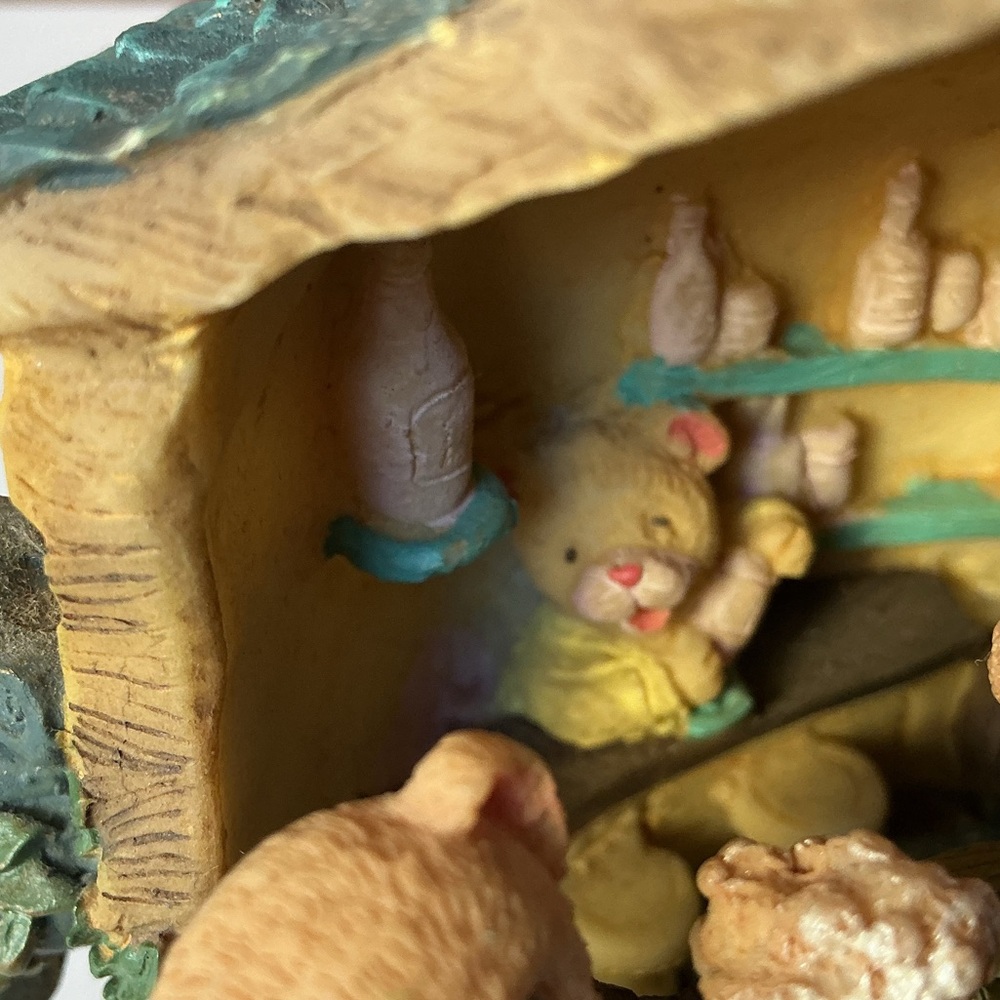 Dancing Bears Music Box, Resin - Picture 3 of 5